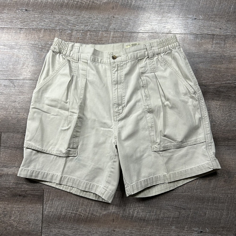 Vintage Eddie Bauer Shorts Men 34 beige Cargo military surplus 90s Pleat Hiking